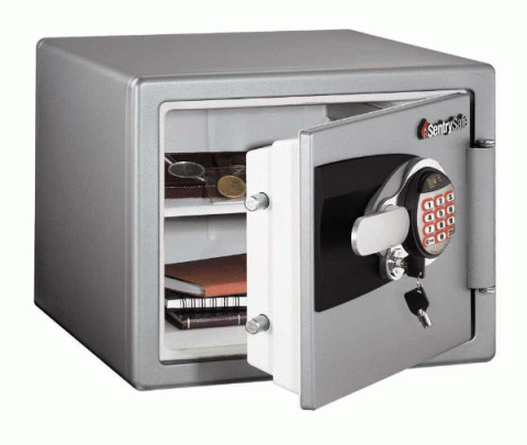 Sentry® OS0810 Small Fire-Safe Electronic Safe - Click Image to Close